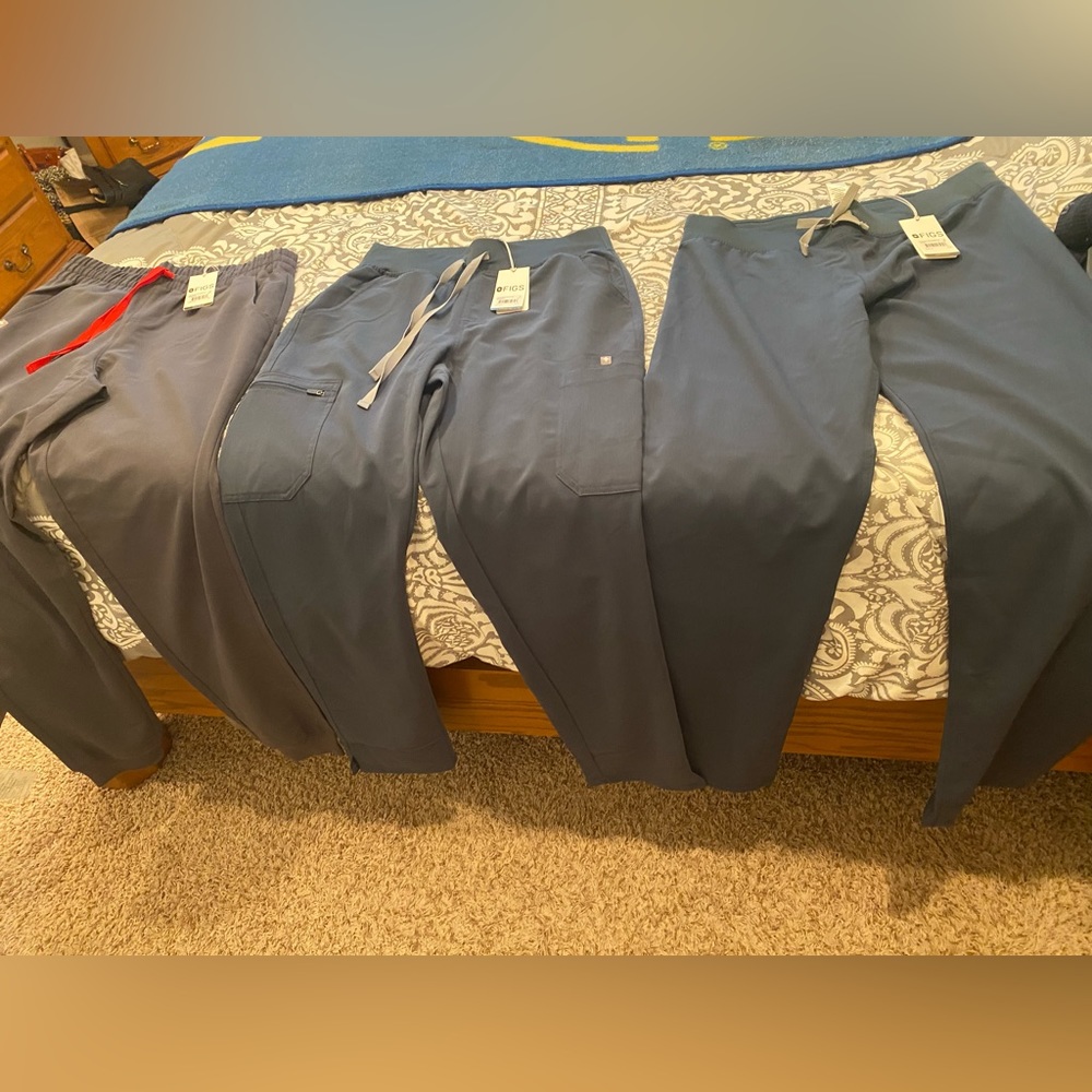 Lot of 3 of brand new FIGS scrub pants.  Medium tall